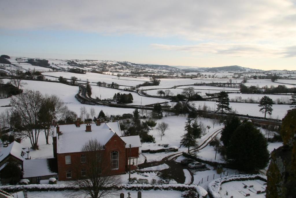 The Belfry At Yarcombe Bed & Breakfast Bagian luar foto